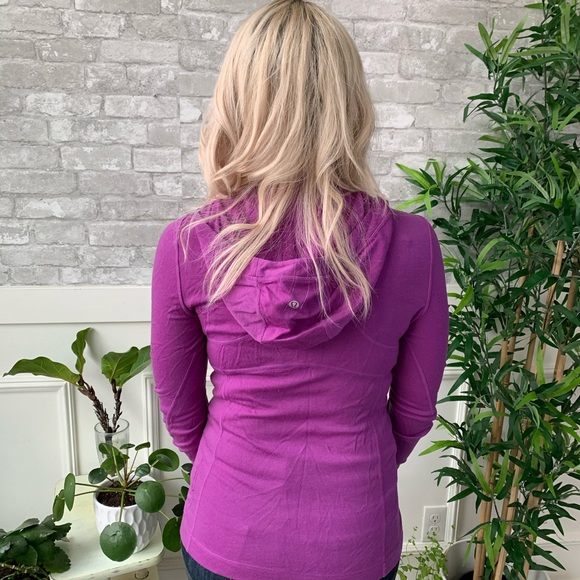 Lululemon Run Balance Pullover - Picture 5 of 5